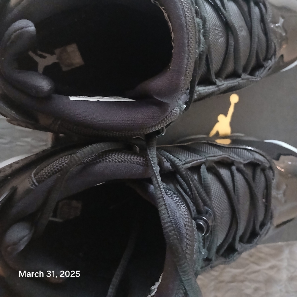 Jordan 6 Rings - Picture 3 of 7